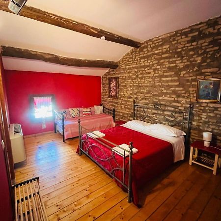 La Locanda Degli Artisti Medelana Buitenkant foto