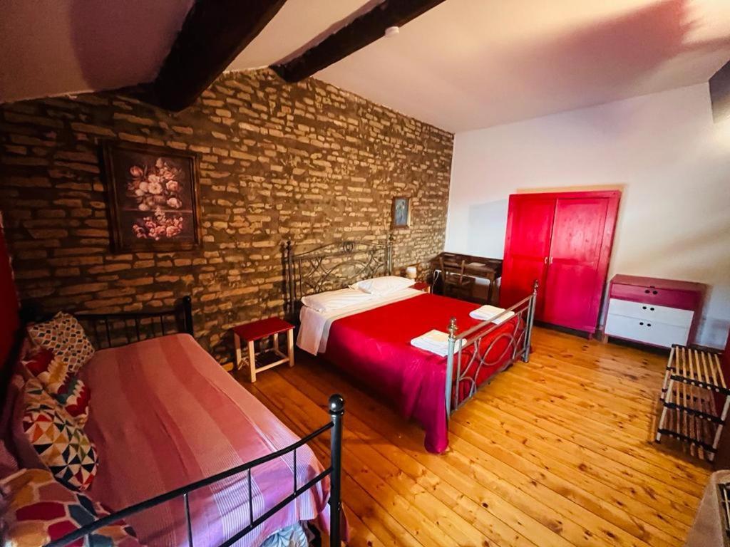 La Locanda Degli Artisti Medelana Buitenkant foto